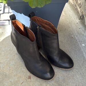 BP. leather boots.